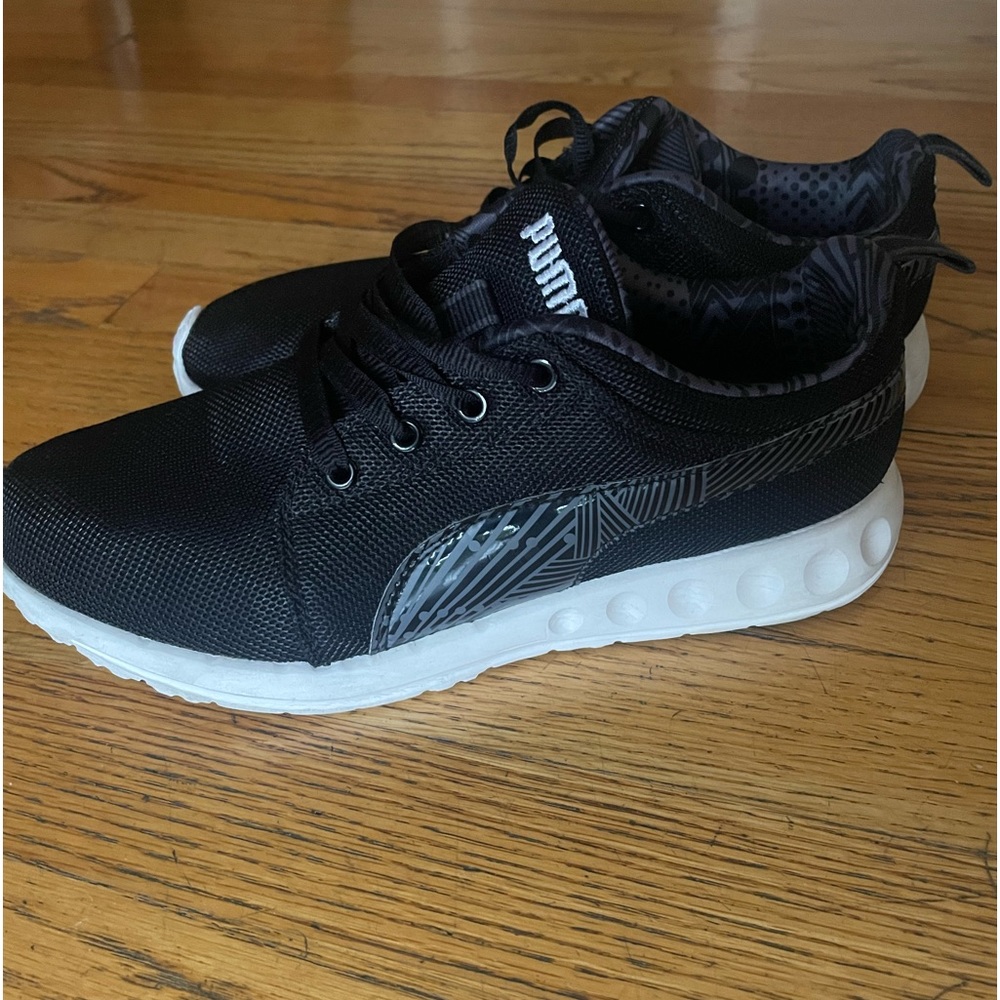 Women’s Black Puma Sneakers